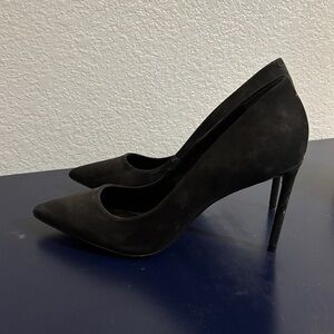 Steve Madden black suede heels